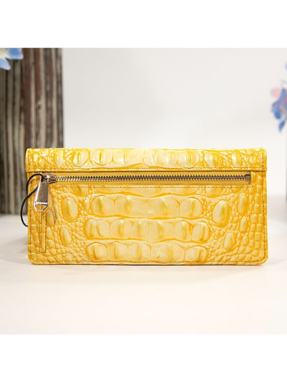 Brahmin Lemon Drop Ombre Melbourne Embossed Leather Ady Bifold Wallet NWT - Picture 3 of 5